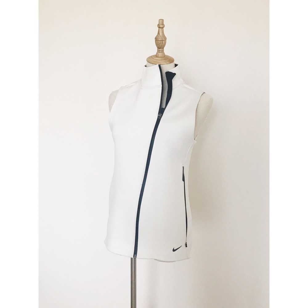 Nike Women's Therma-Sphere Max Training Vest - Picture 3 of 8